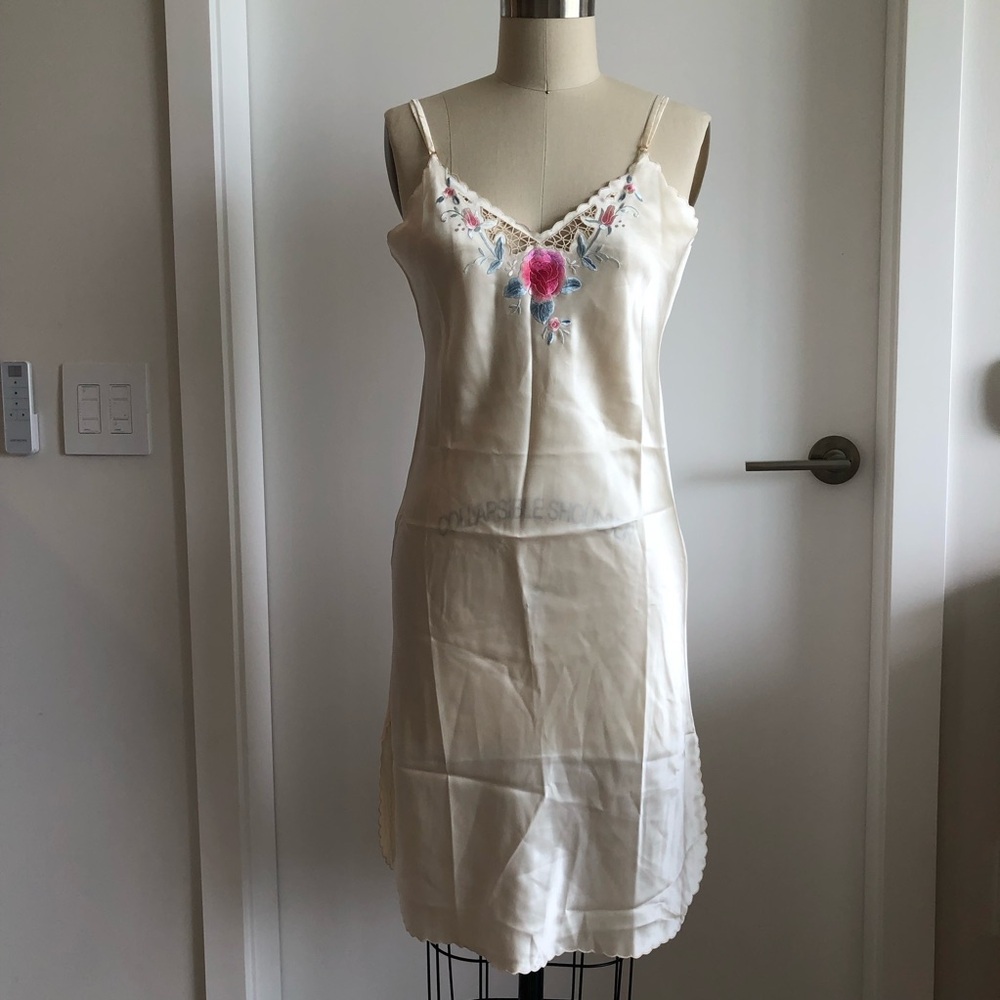 Yellow Silk Robe and Slip Set - Picture 3 of 7